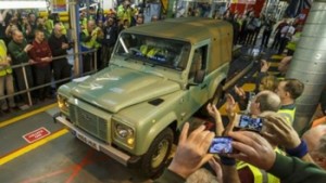 Landrover Defender Production Ends - Range Rover Sport review - 4x4 Land Rover Servicing Repairs Berkshire Winkfield Lorries Horseboxes Horse Trailers